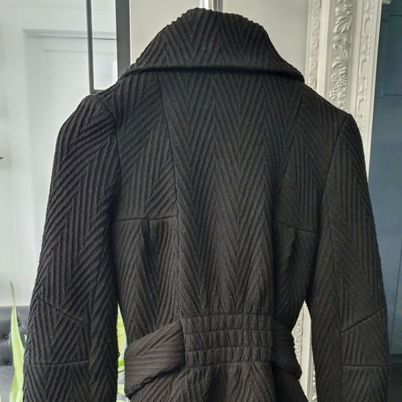 🌑AVAIL. MAR 15🌑 Stylish Winter Coat - Picture 3 of 12